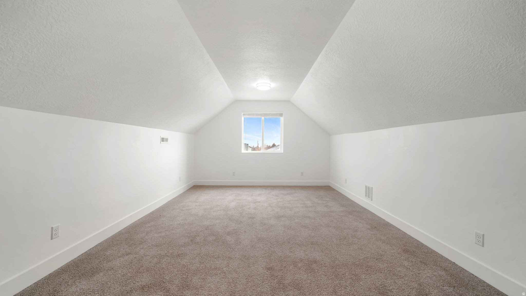 JORDAN WOODS - Residential