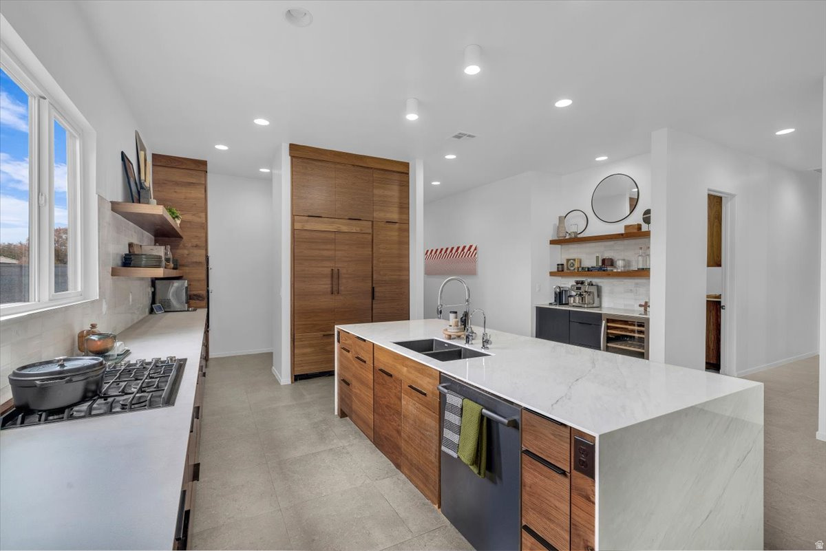 HERITAGE COVE - Residential