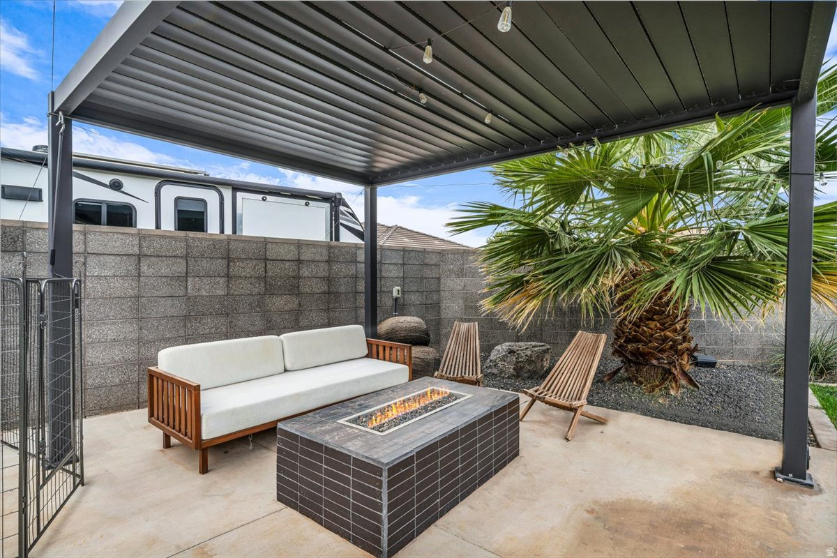 HERITAGE COVE - Residential