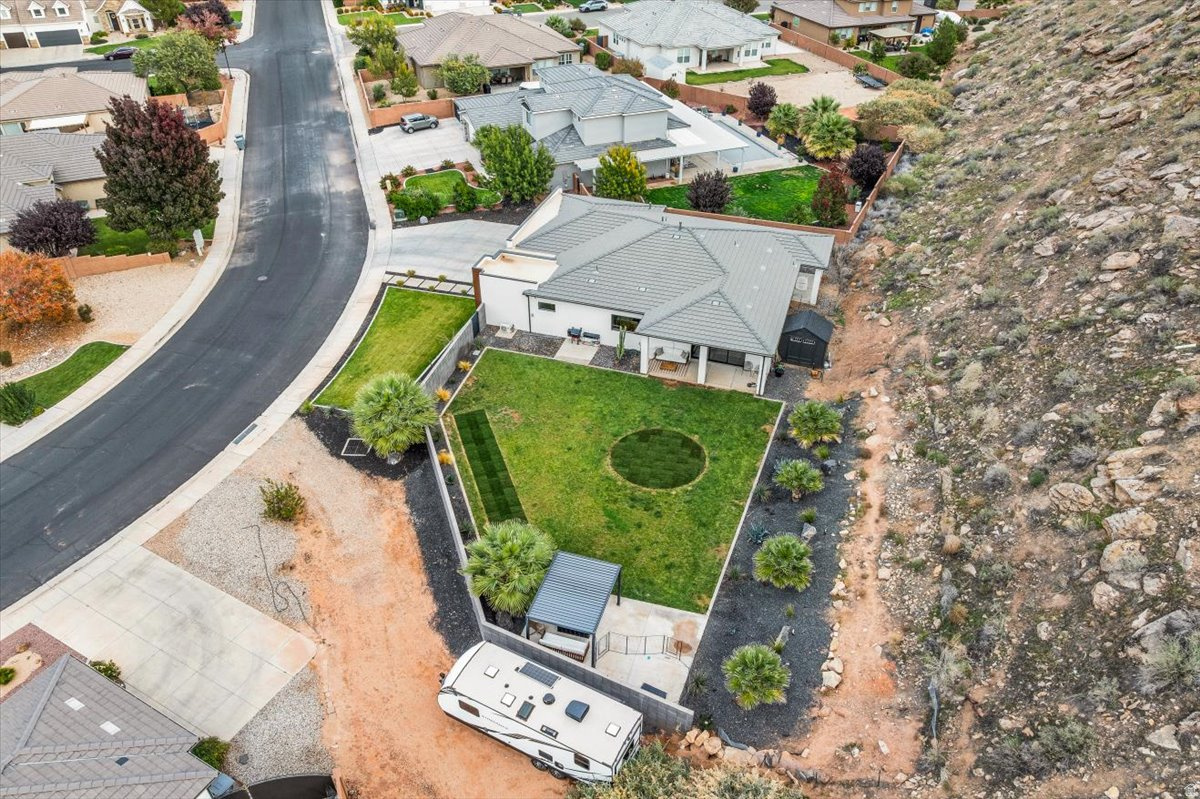 HERITAGE COVE - Residential