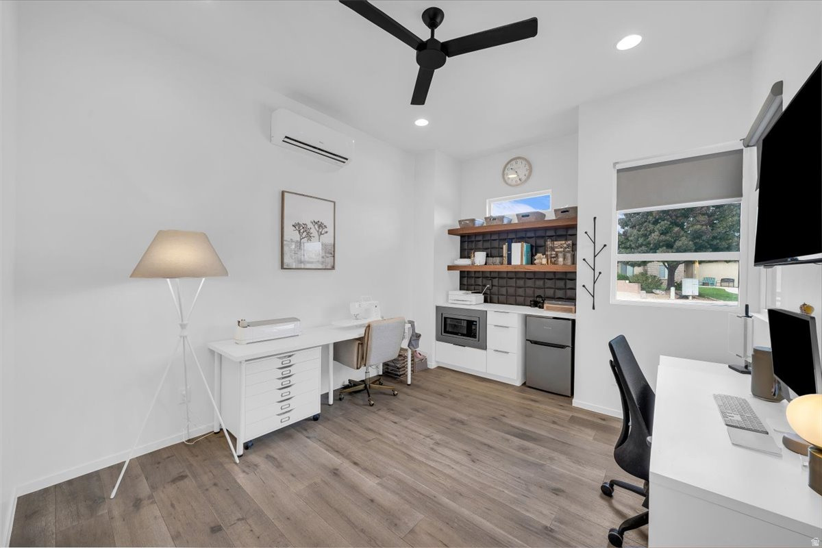 HERITAGE COVE - Residential