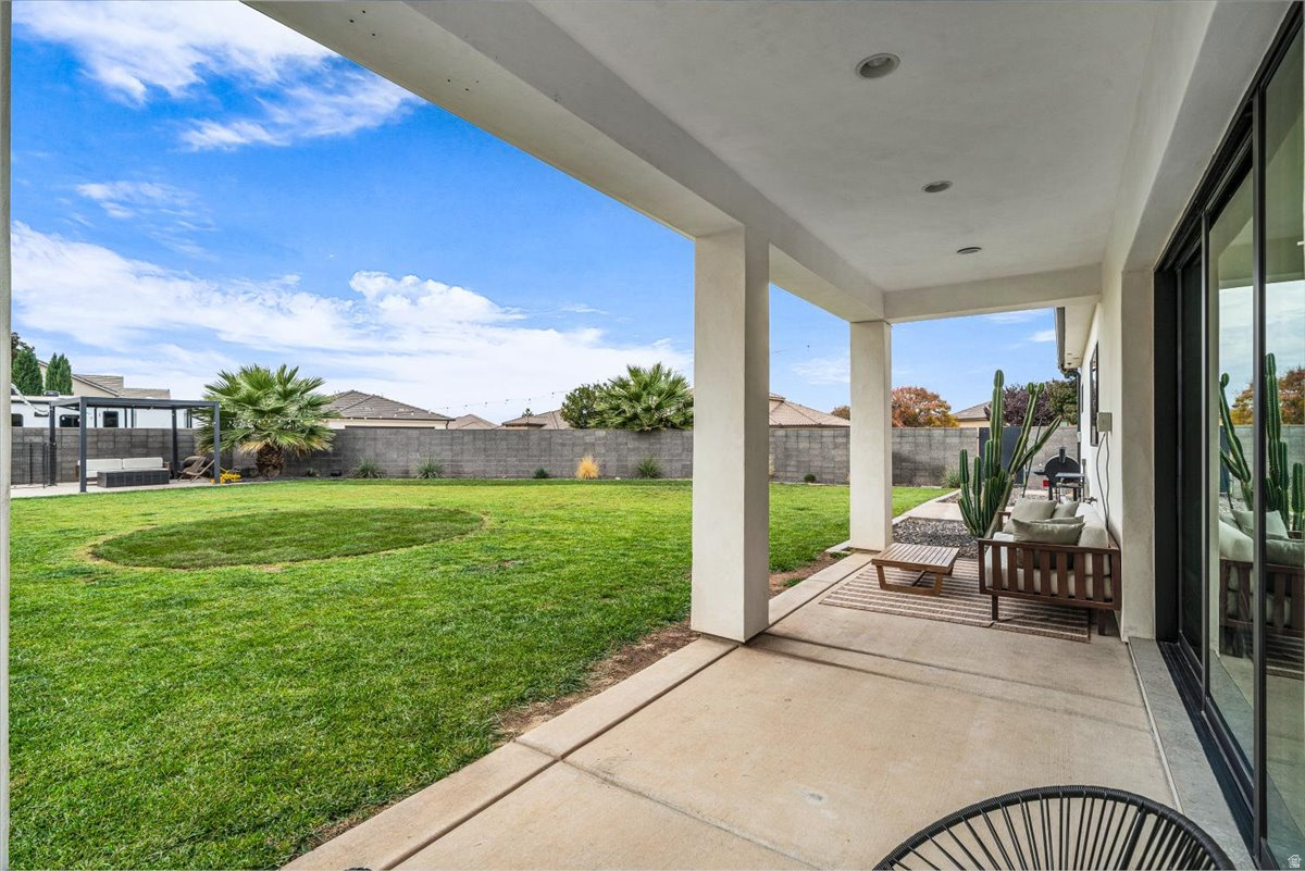 HERITAGE COVE - Residential