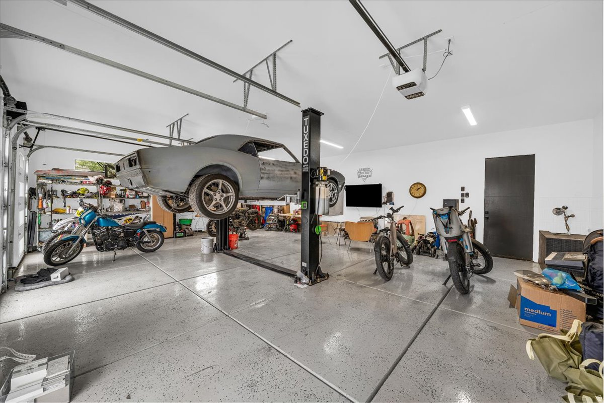 HERITAGE COVE - Residential