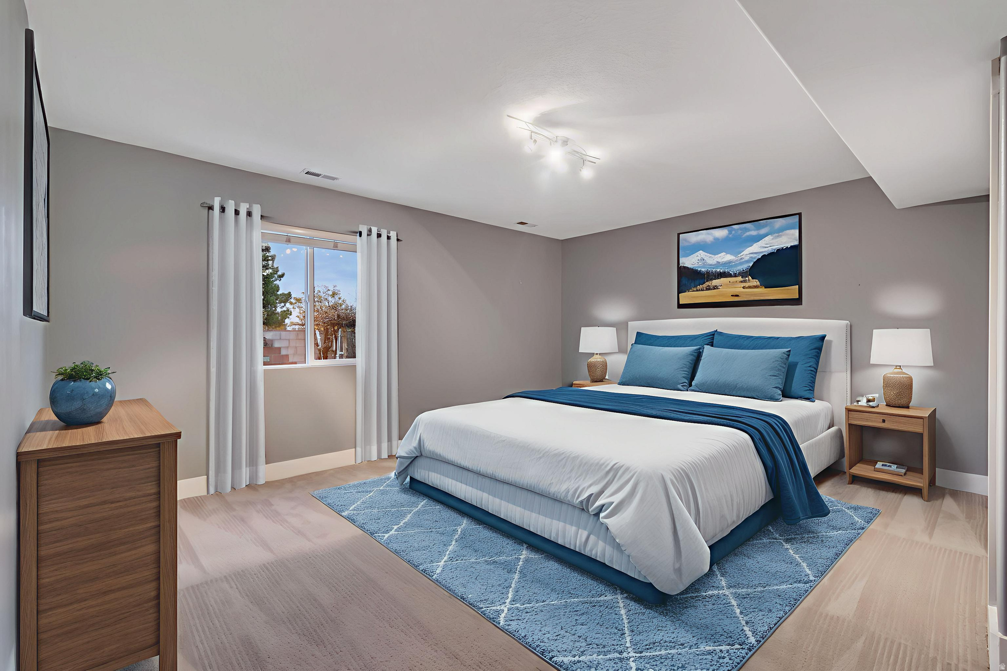 HUNTER VILLAGE PH. 1 - Residential