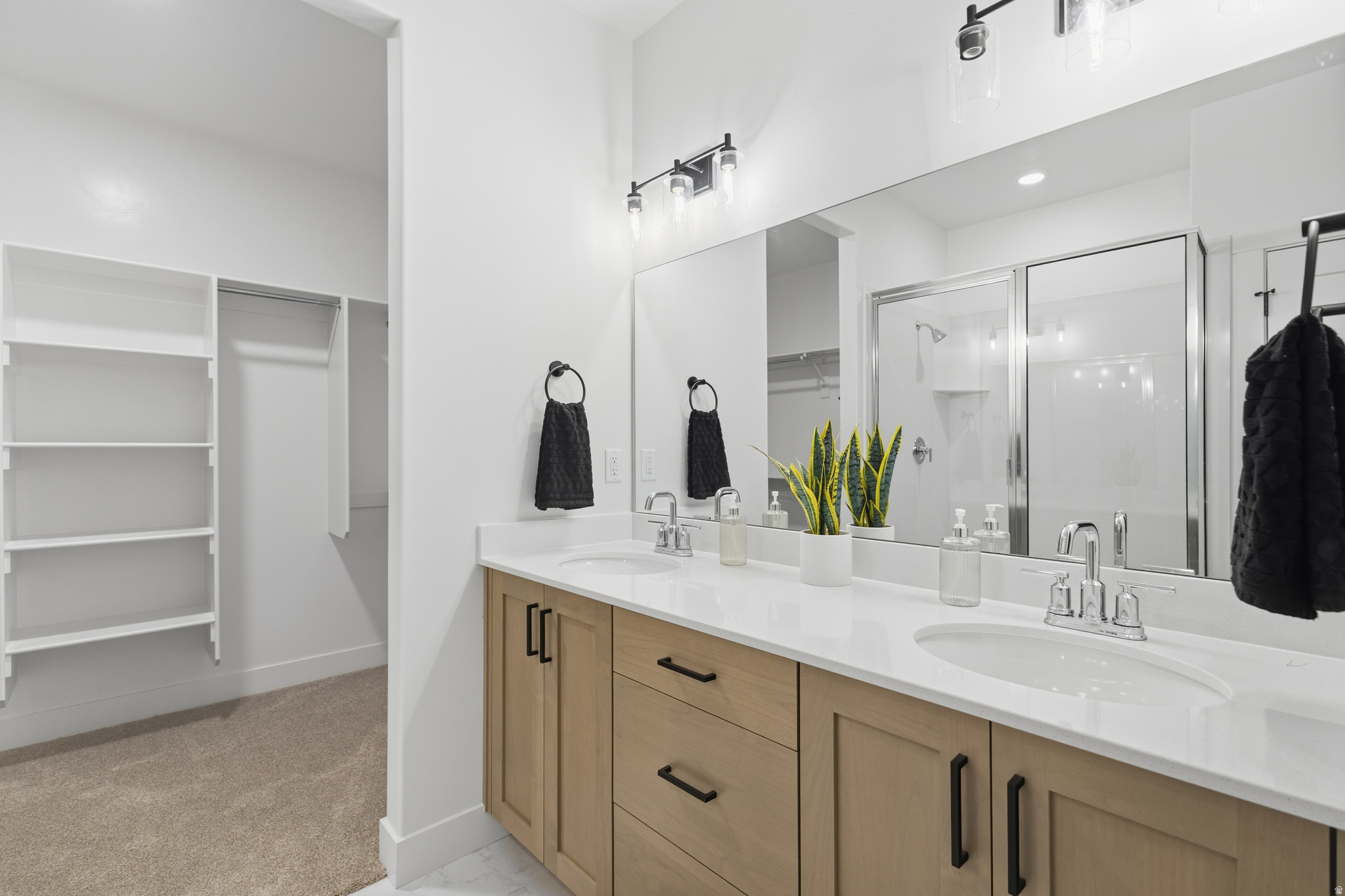 BLUFF VIEW - Residential