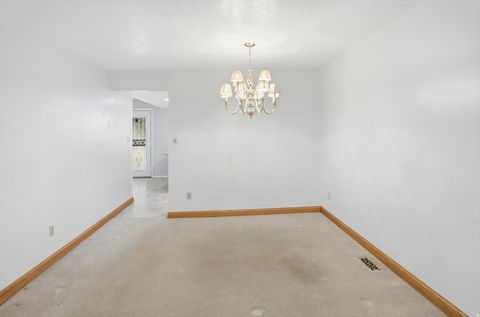 Tiny photo for 5558 S 1025 E, South Ogden, UT 84405 (MLS # 2124223)