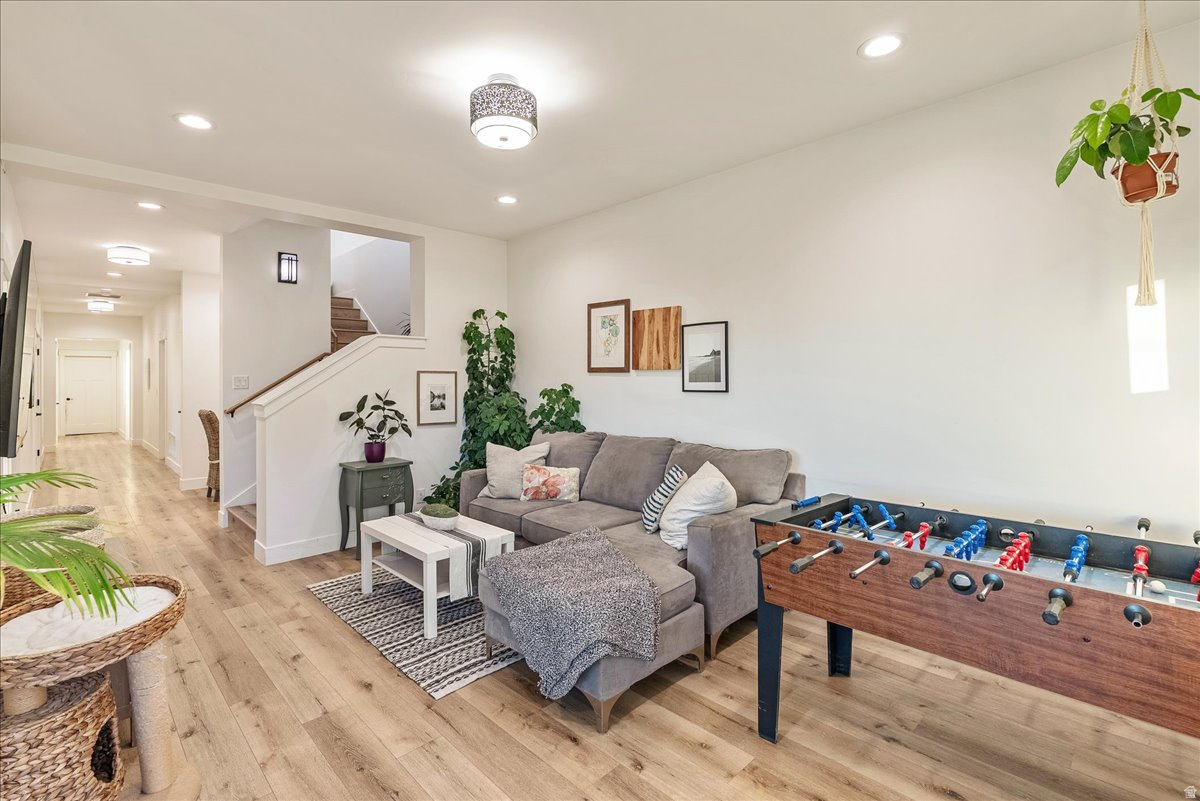 SPRING OAKS, PLAT F - Residential