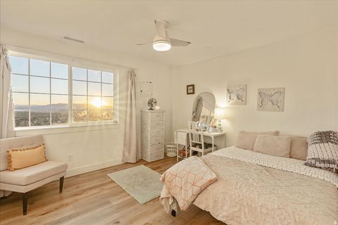 Tiny photo for 1800 E SPRING OAKS DR, Springville, UT 84663 (MLS # 2132939)