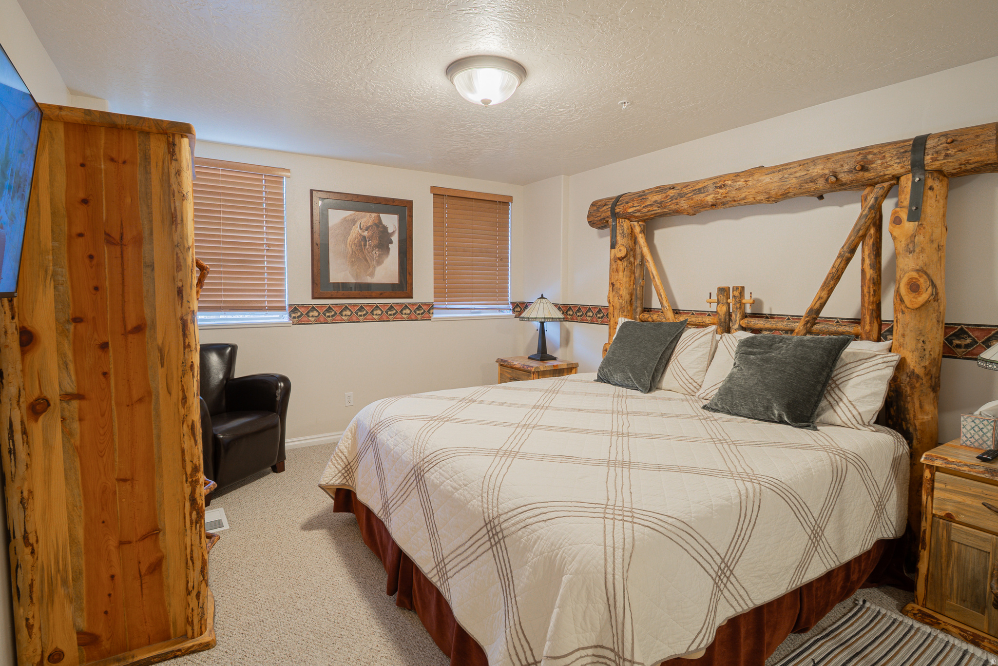 MOOSE HOLLOW - Residential