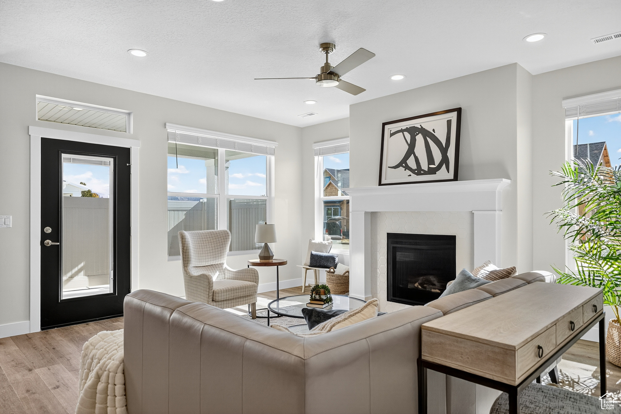 BLUFF VIEW - Residential