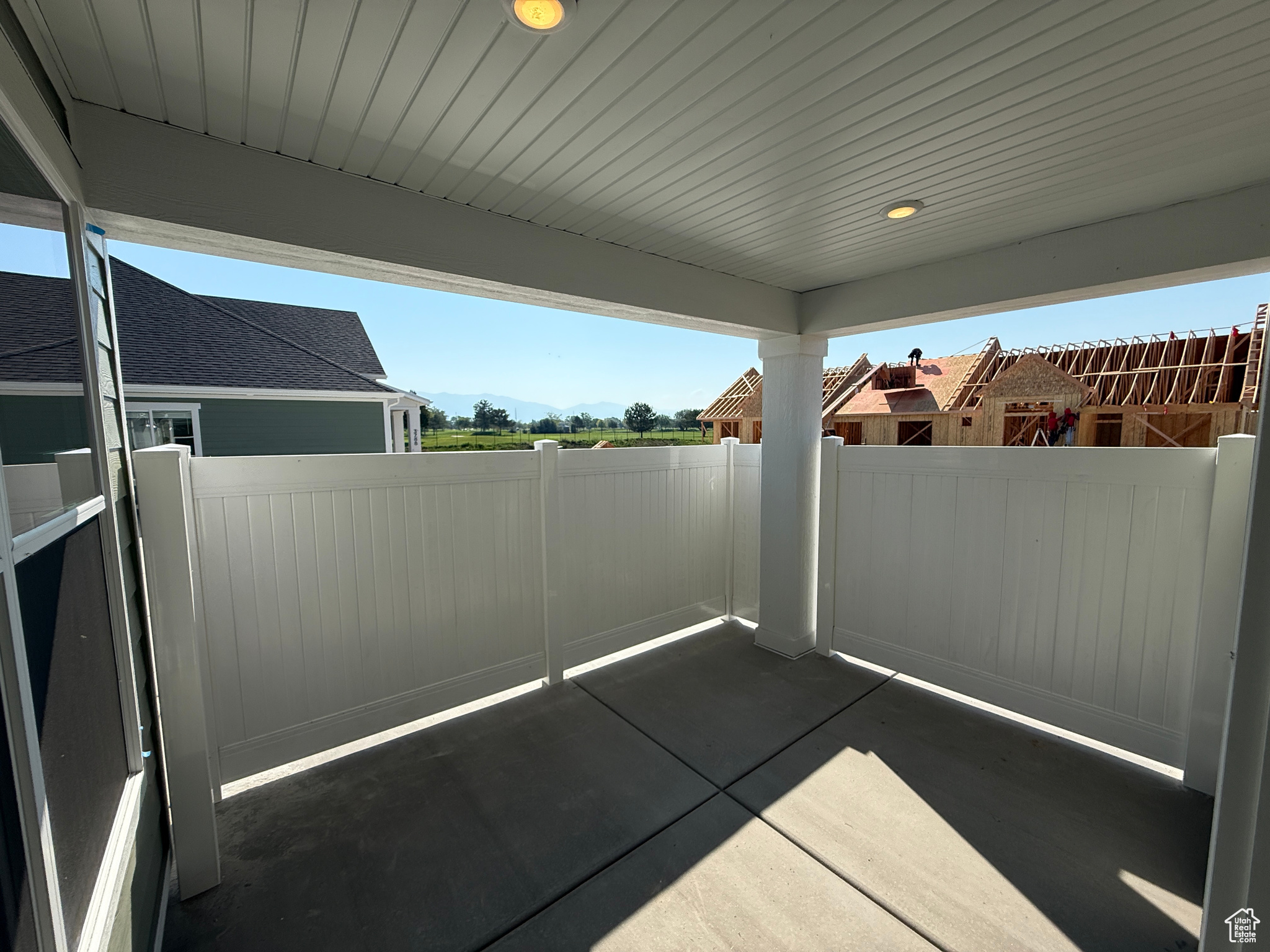BLUFF VIEW - Residential