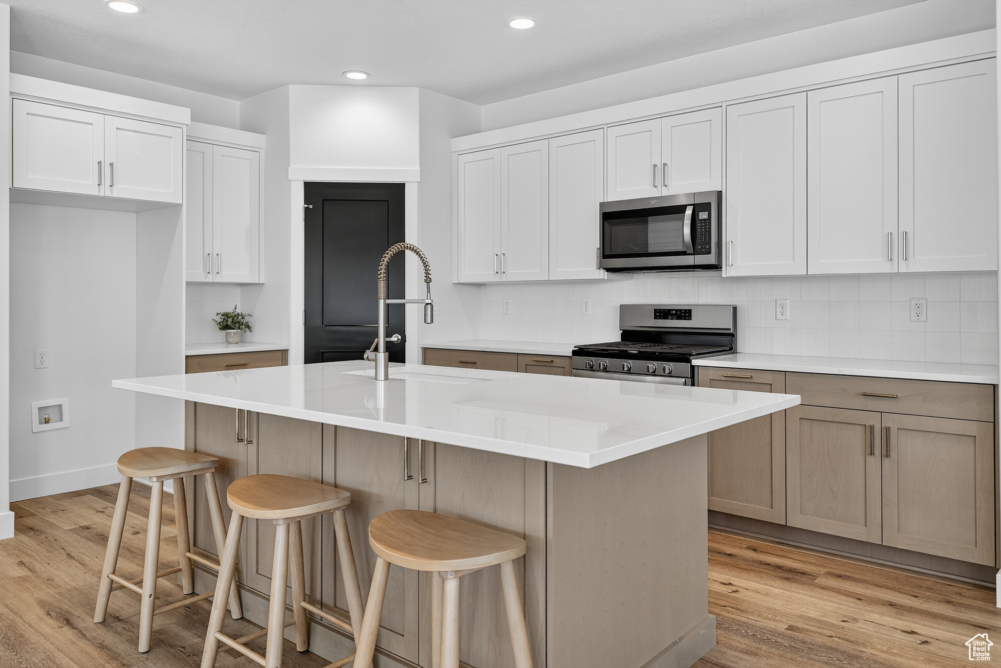 BLUFF VIEW - Residential