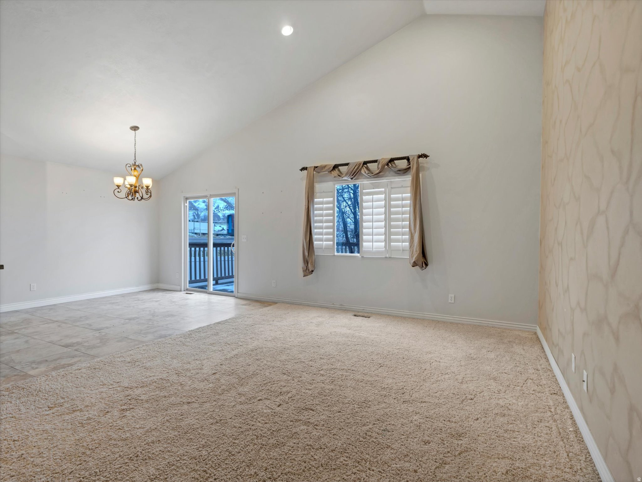 COUNTRY CROSSING - Residential