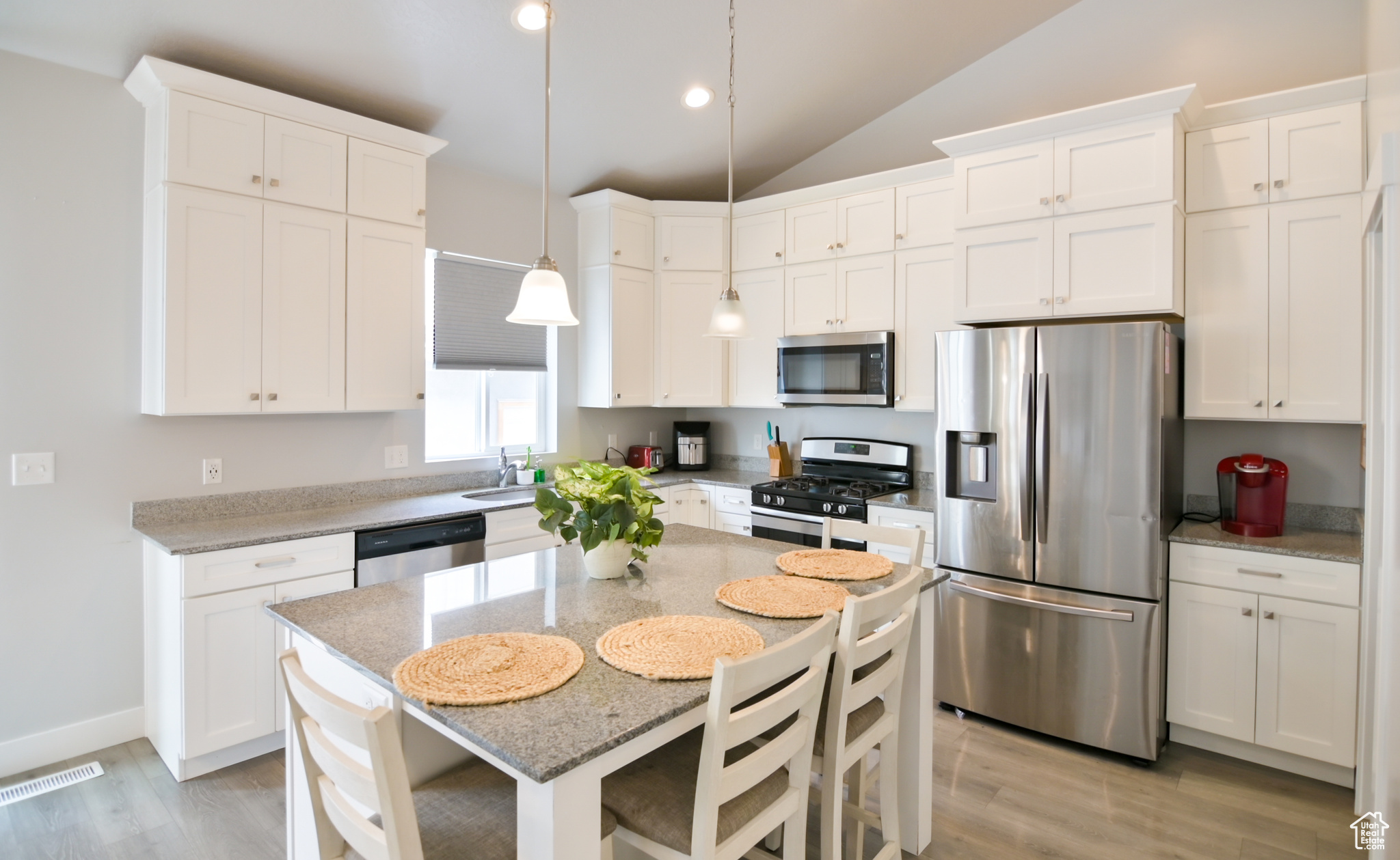 PLAT E QUAILHILL FAR - Residential