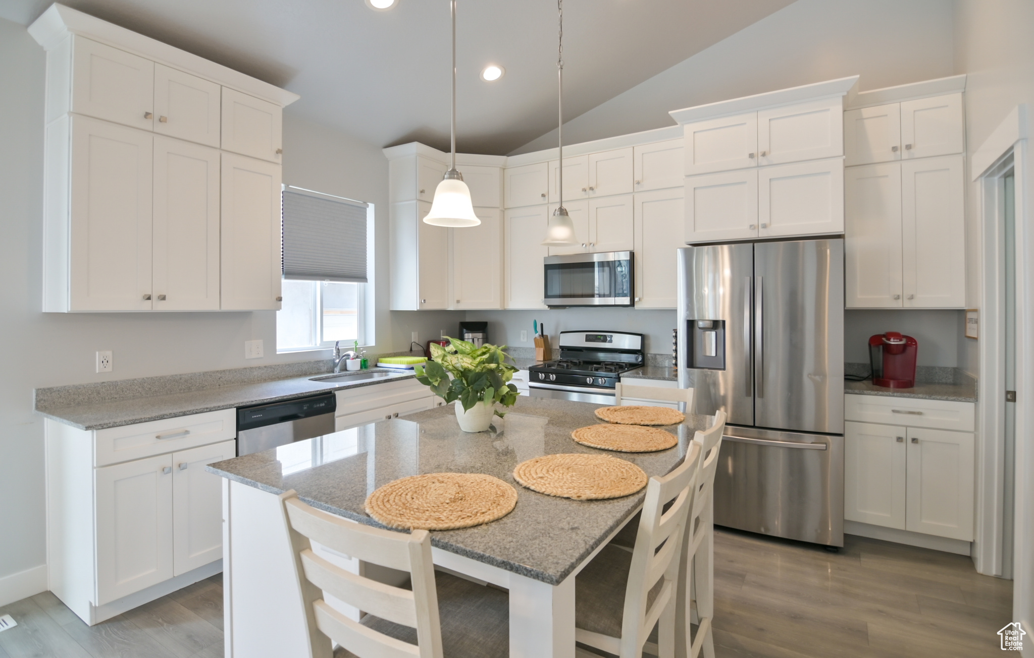 PLAT E QUAILHILL FAR - Residential