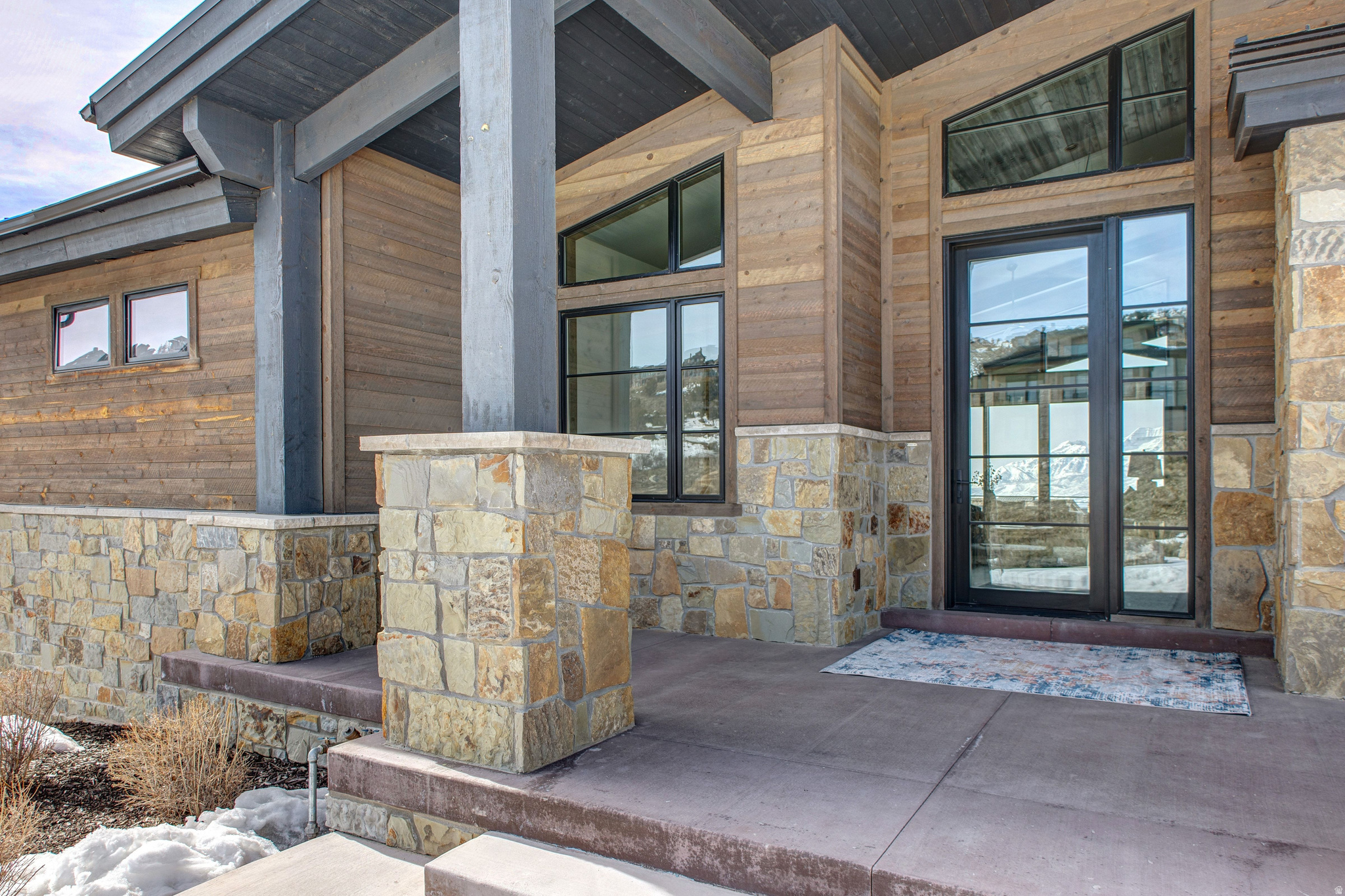 RED LEDGES - Residential