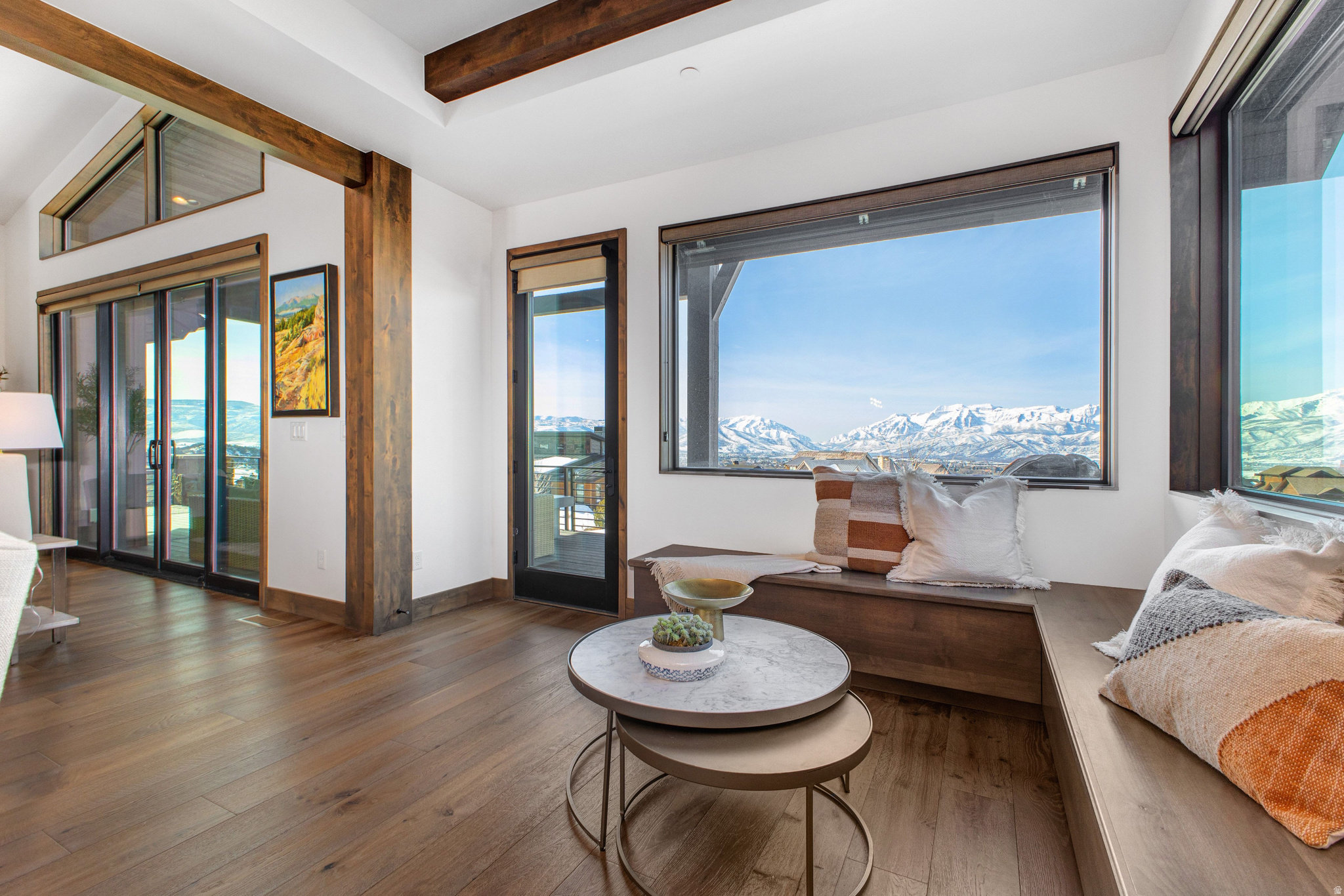 RED LEDGES - Residential