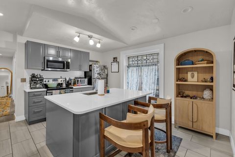 Tiny photo for 732 E 100 S, Salt Lake City, UT 84102 (MLS # 2140293)