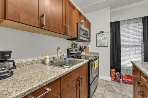 Tiny photo for 732 E 100 S, Salt Lake City, UT 84102 (MLS # 2140293)