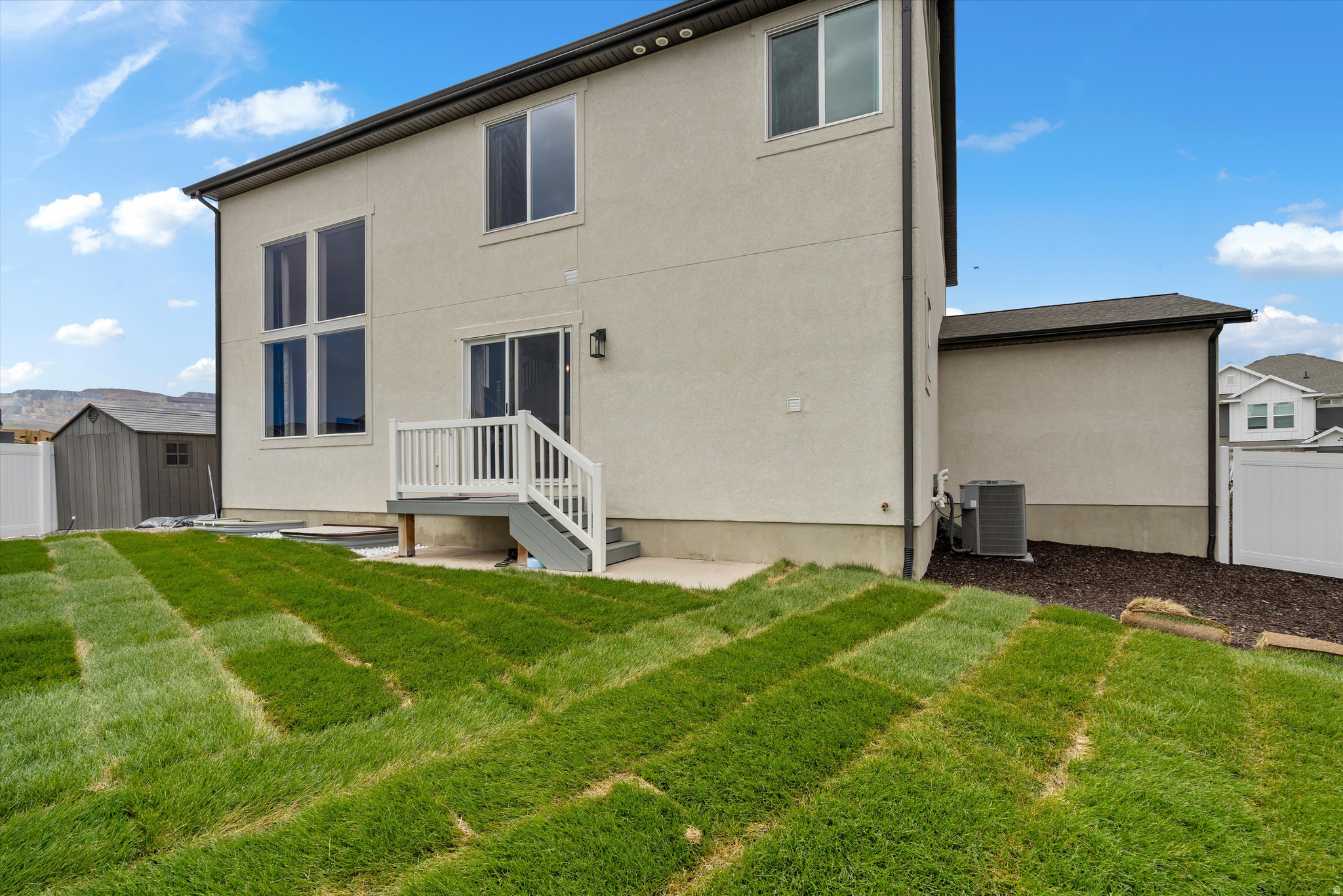 KING'S CANYON - Residential