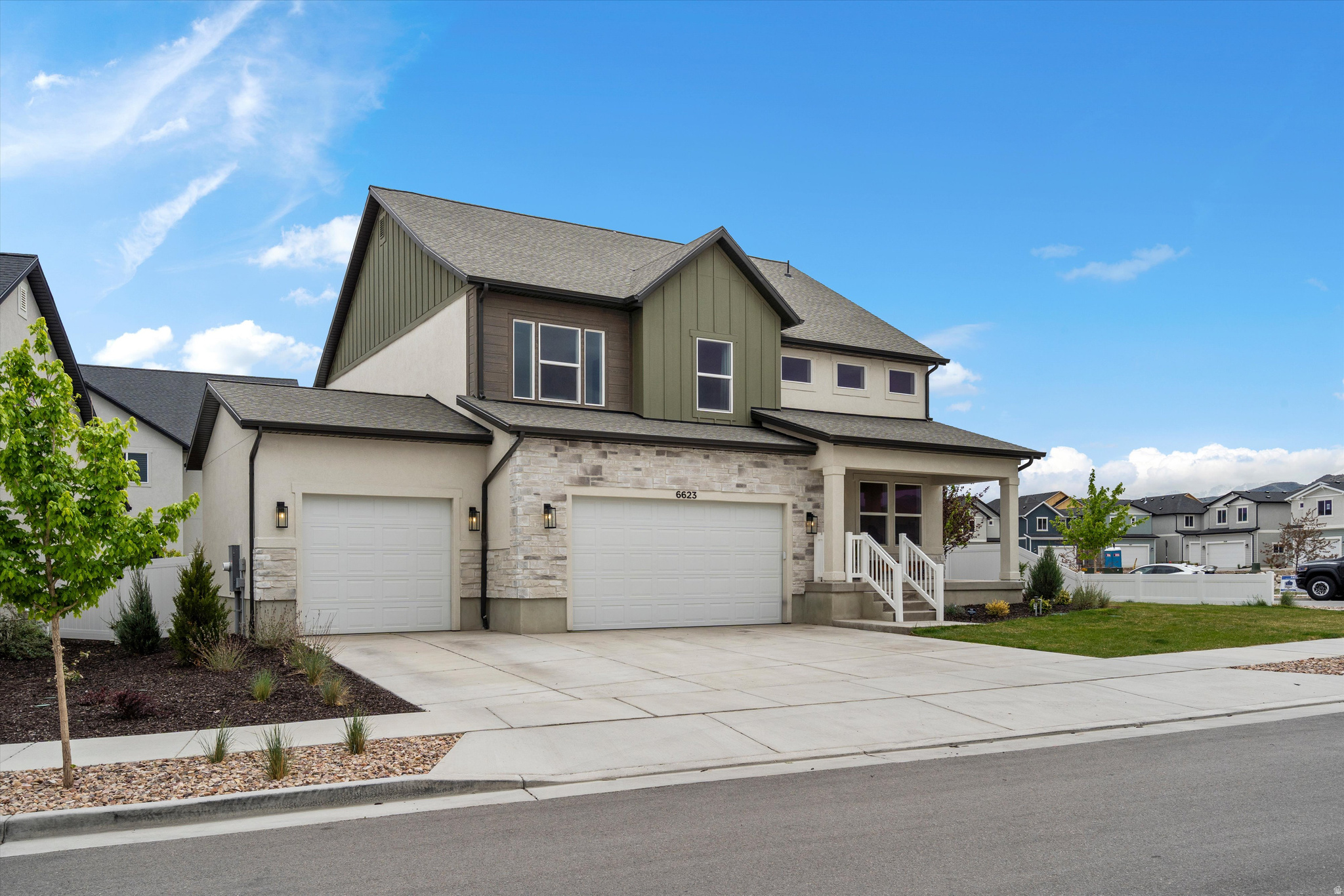 KING'S CANYON - Residential