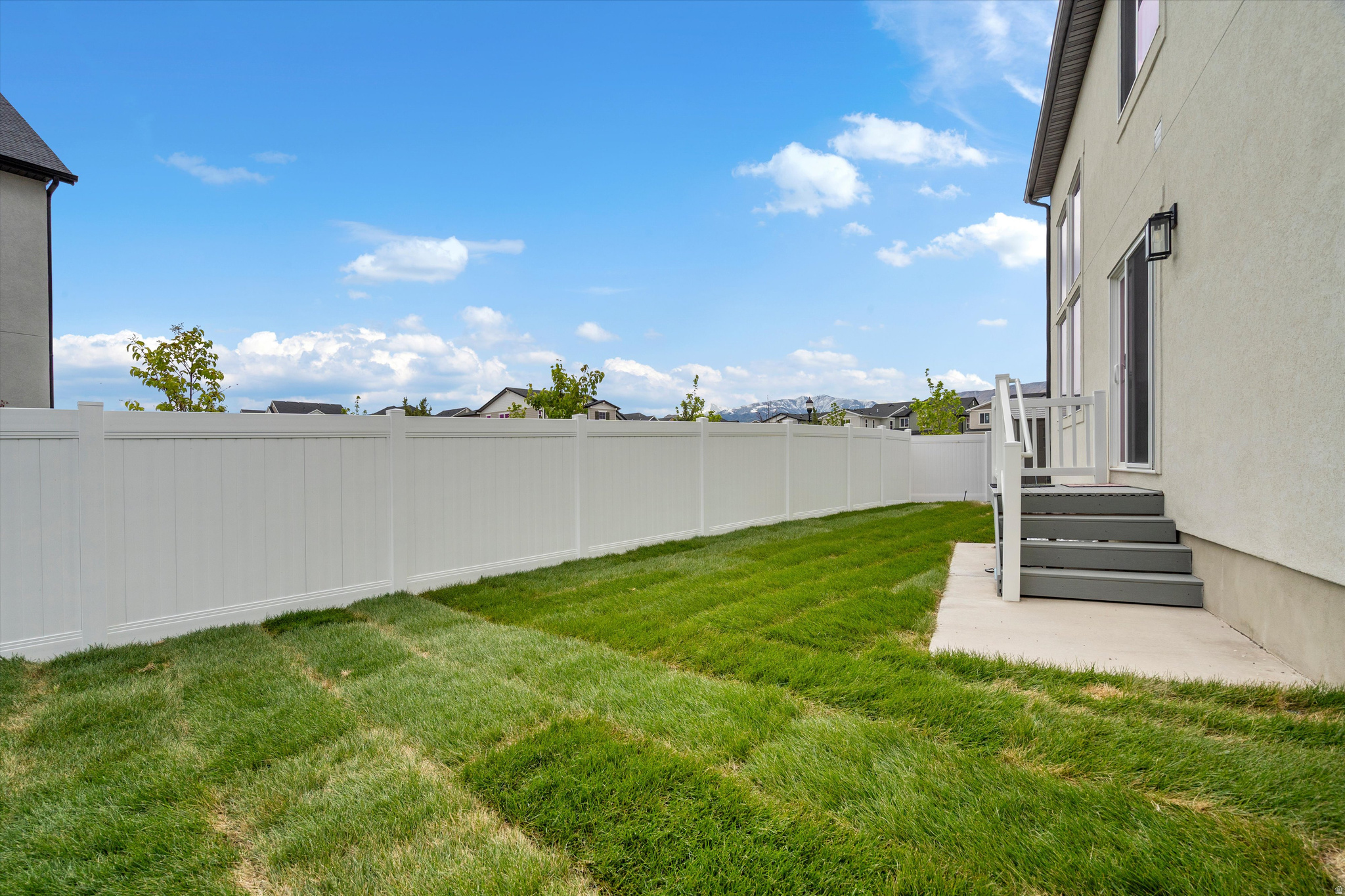 KING'S CANYON - Residential