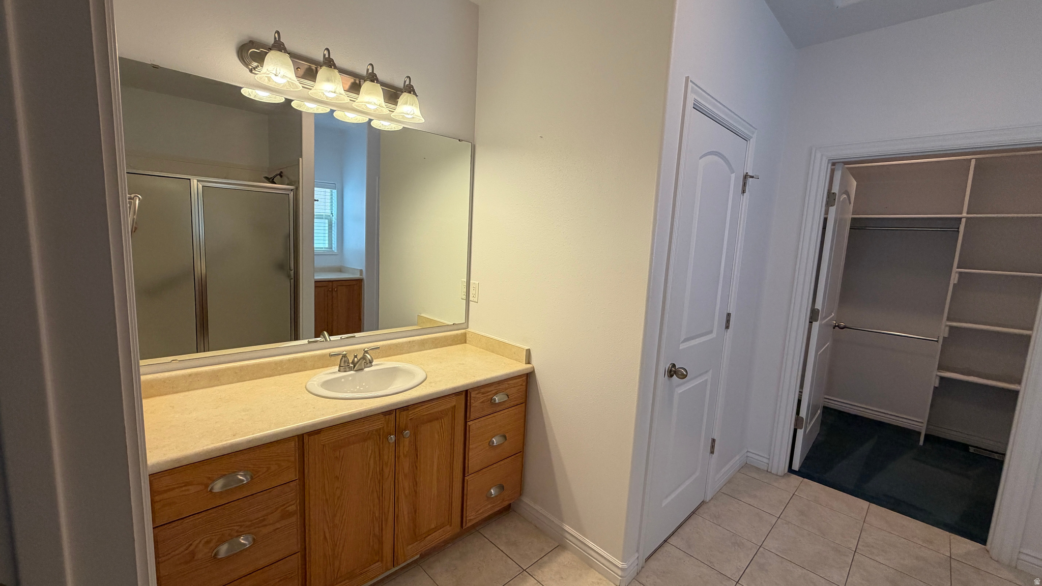 ROCKVILLE - Residential