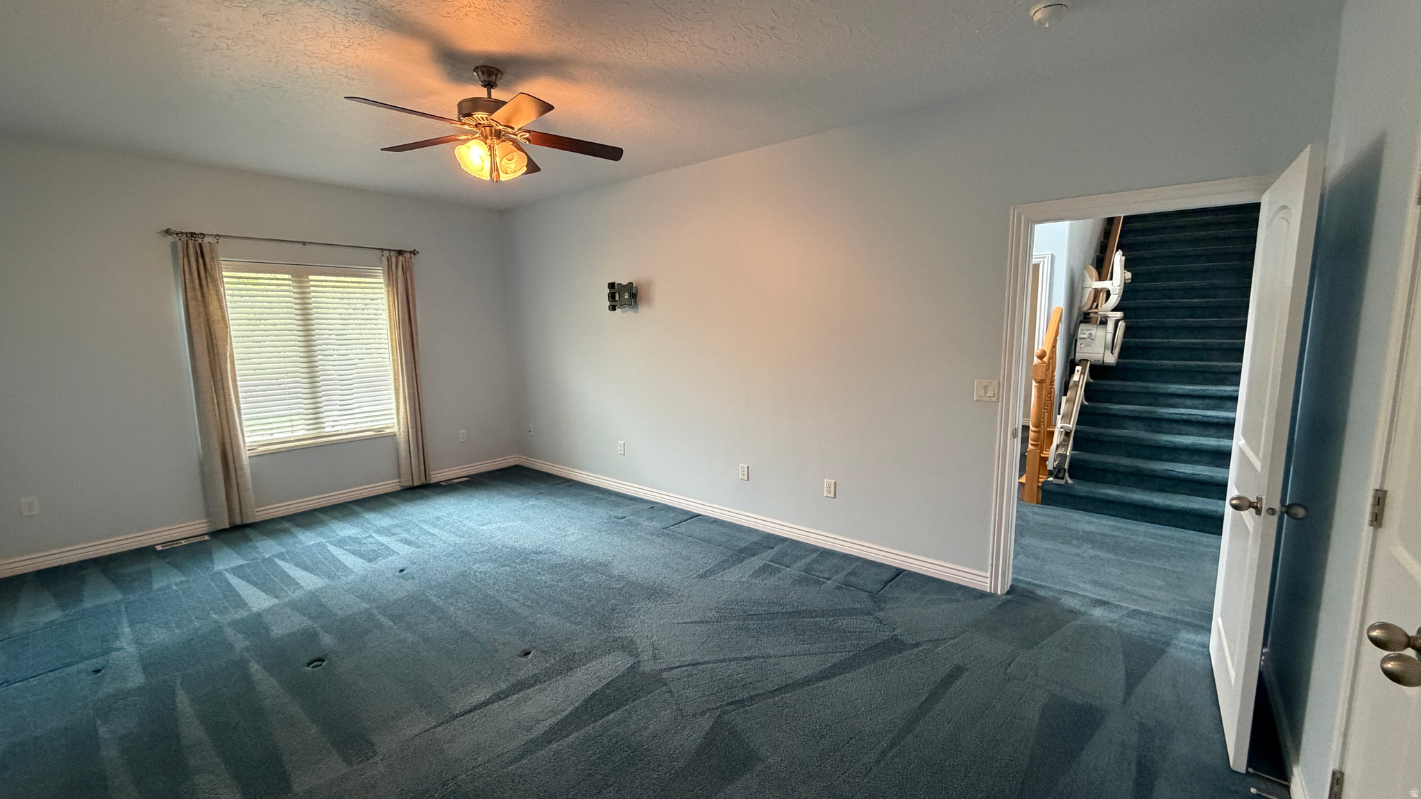 ROCKVILLE - Residential