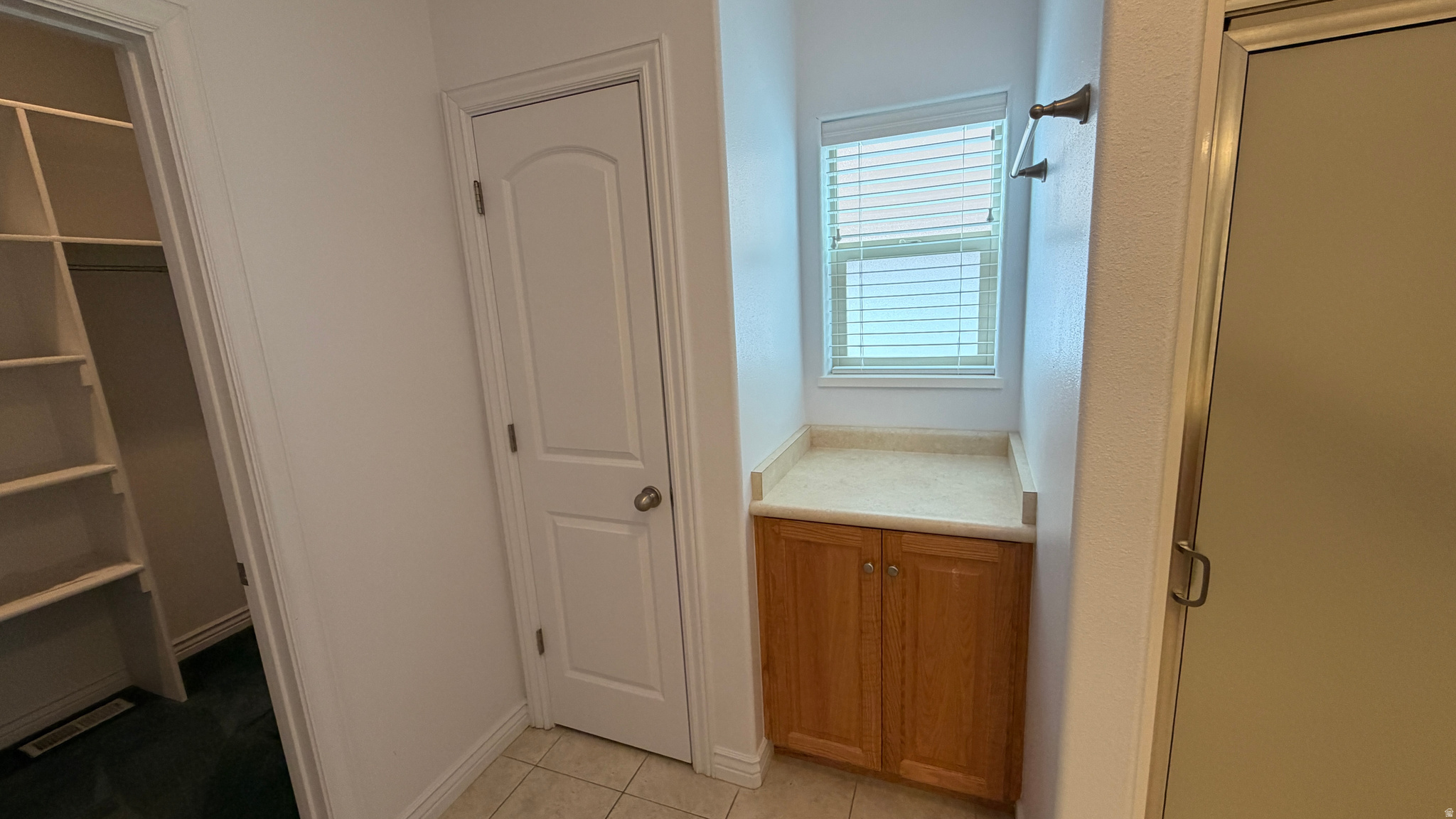 ROCKVILLE - Residential