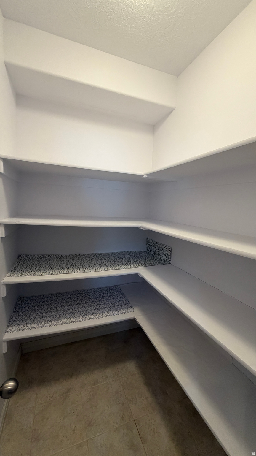 ROCKVILLE - Residential