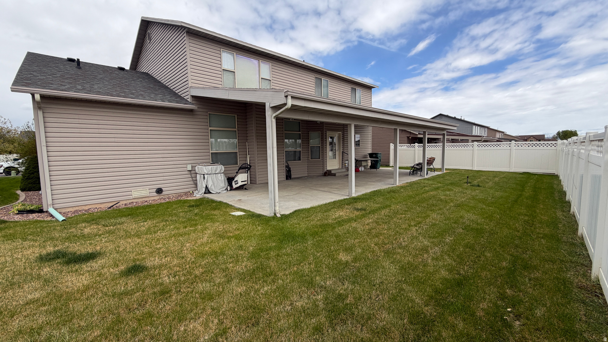 ROCKVILLE - Residential