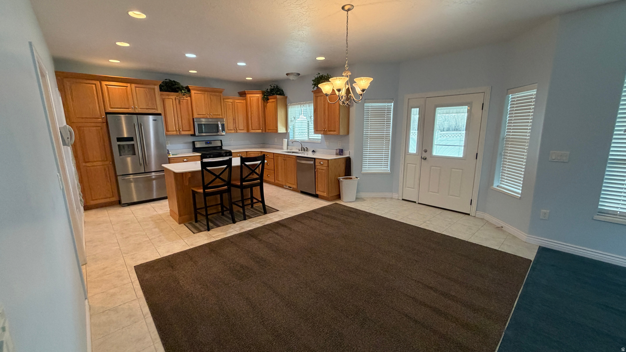 ROCKVILLE - Residential