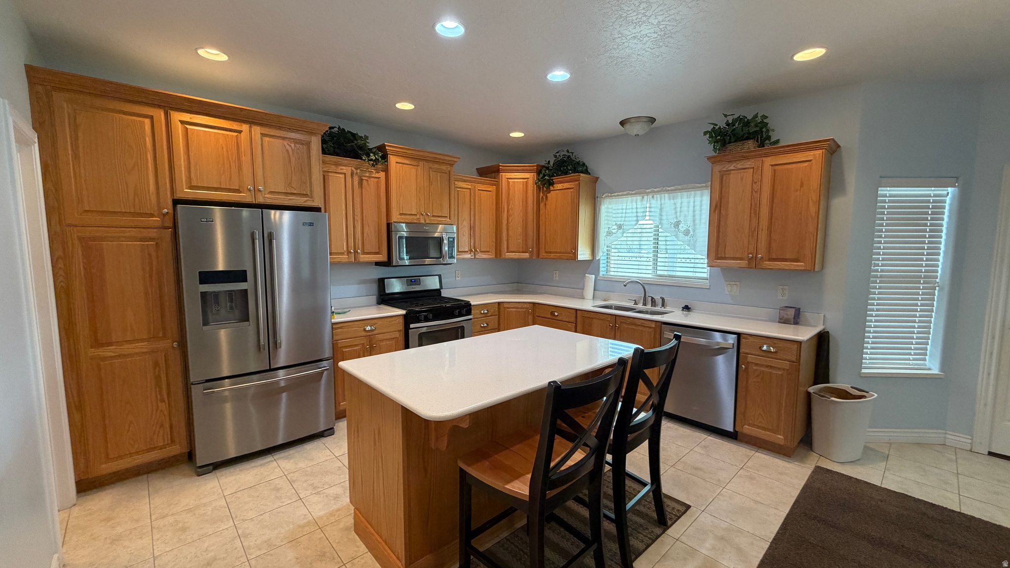 ROCKVILLE - Residential