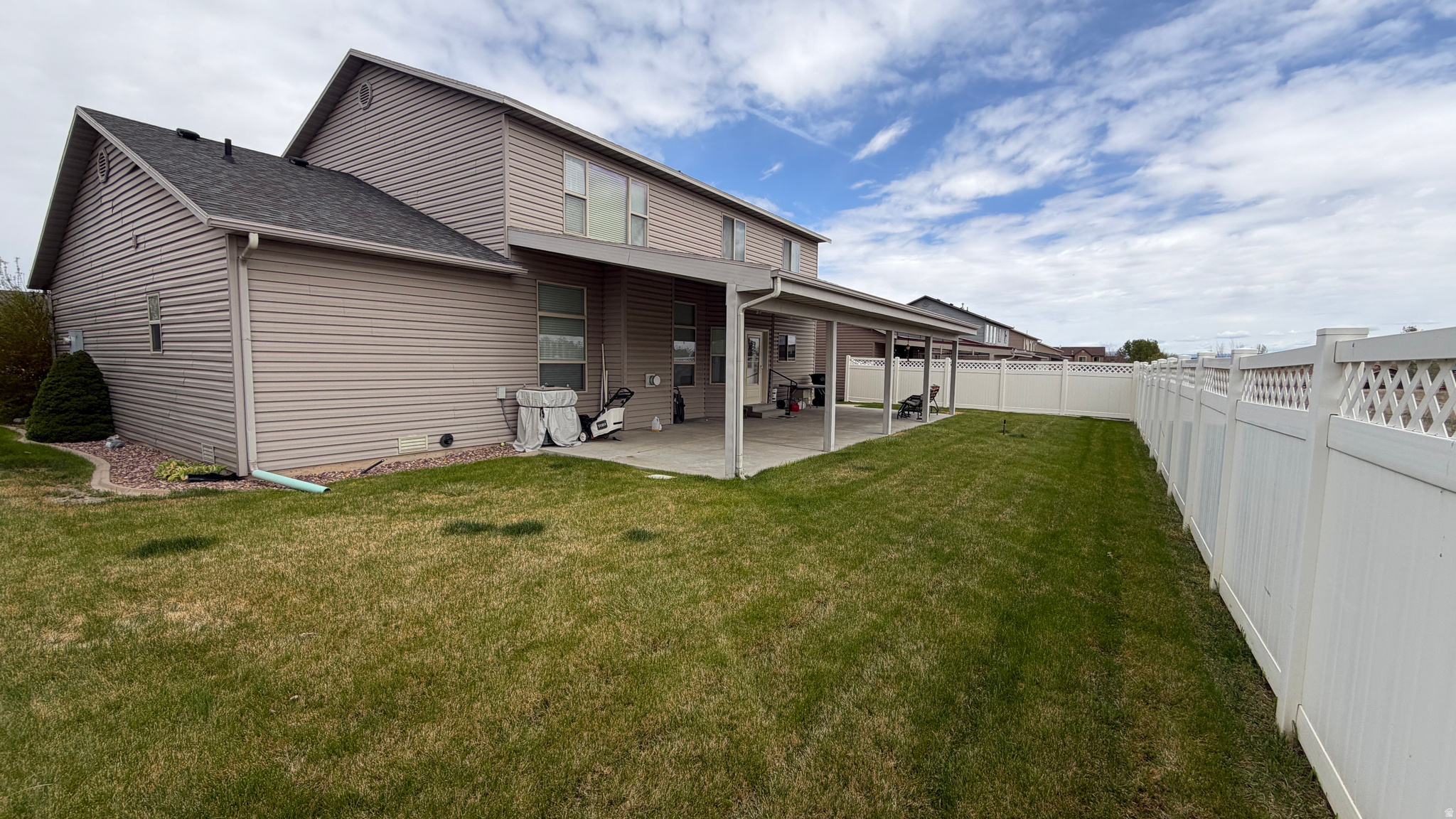 ROCKVILLE - Residential