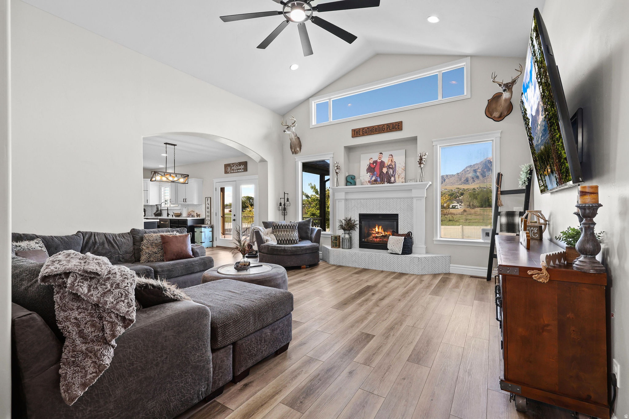 FOX MEADOWS - Residential