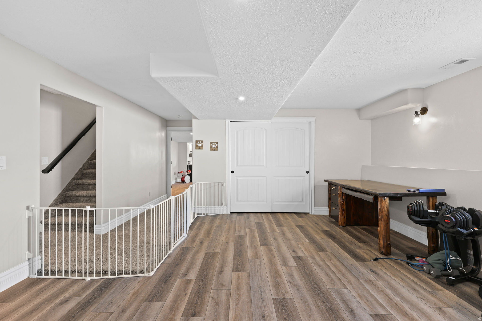 FOX MEADOWS - Residential