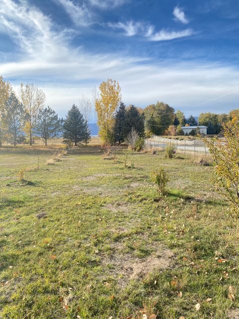 Tiny photo for 6890 E 17250 N, Mt Pleasant, UT 84647 (MLS # 2121011)