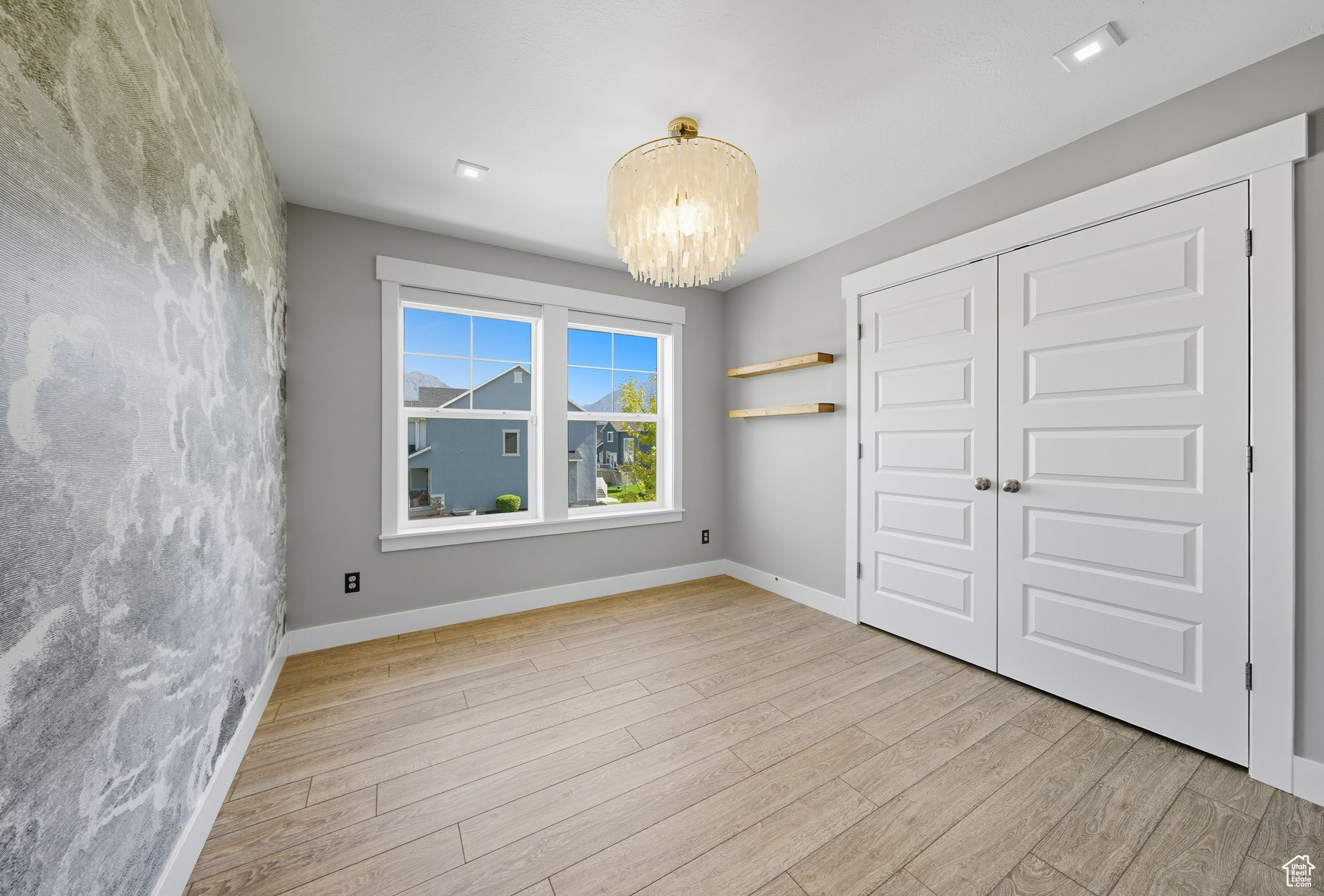 RIDGE - Residential
