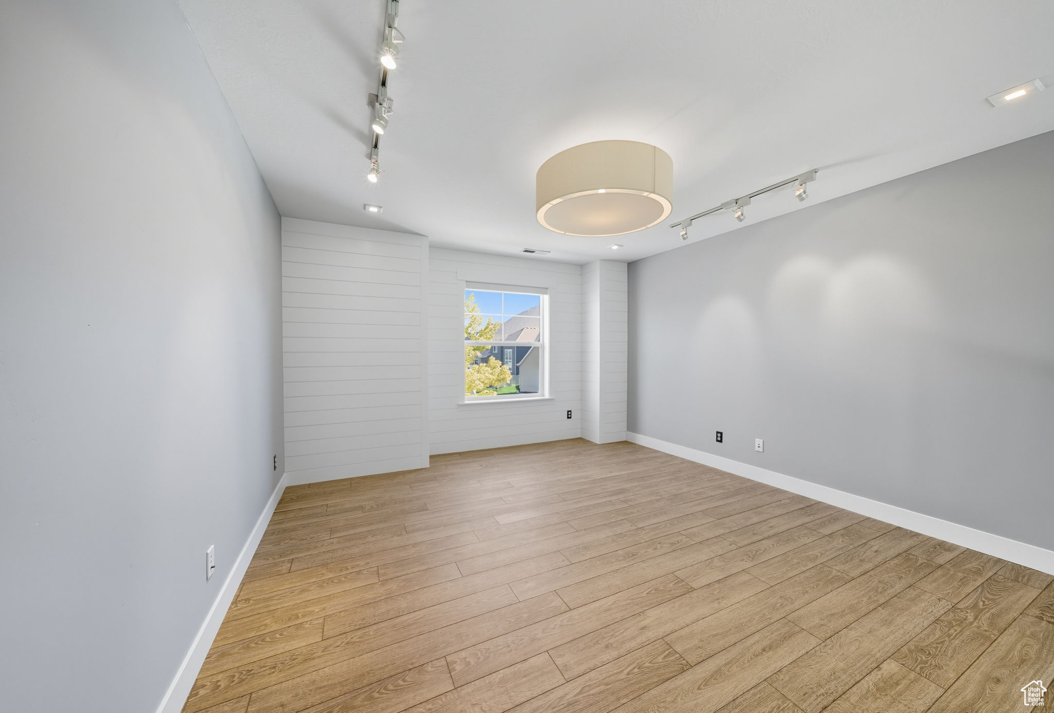 RIDGE - Residential