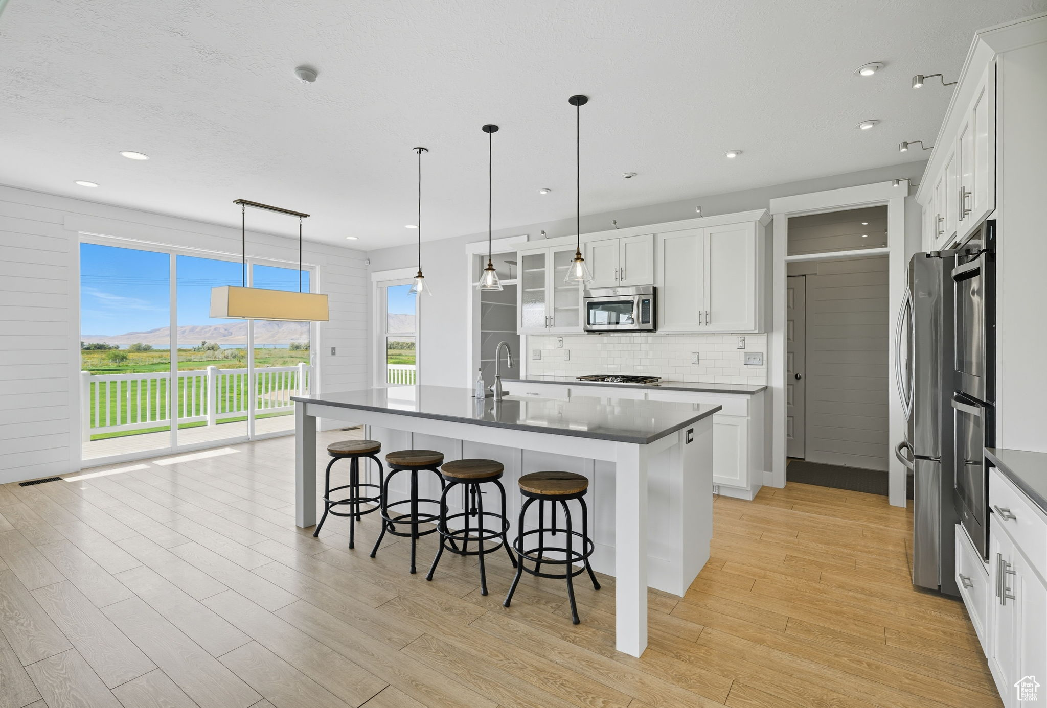 RIDGE - Residential