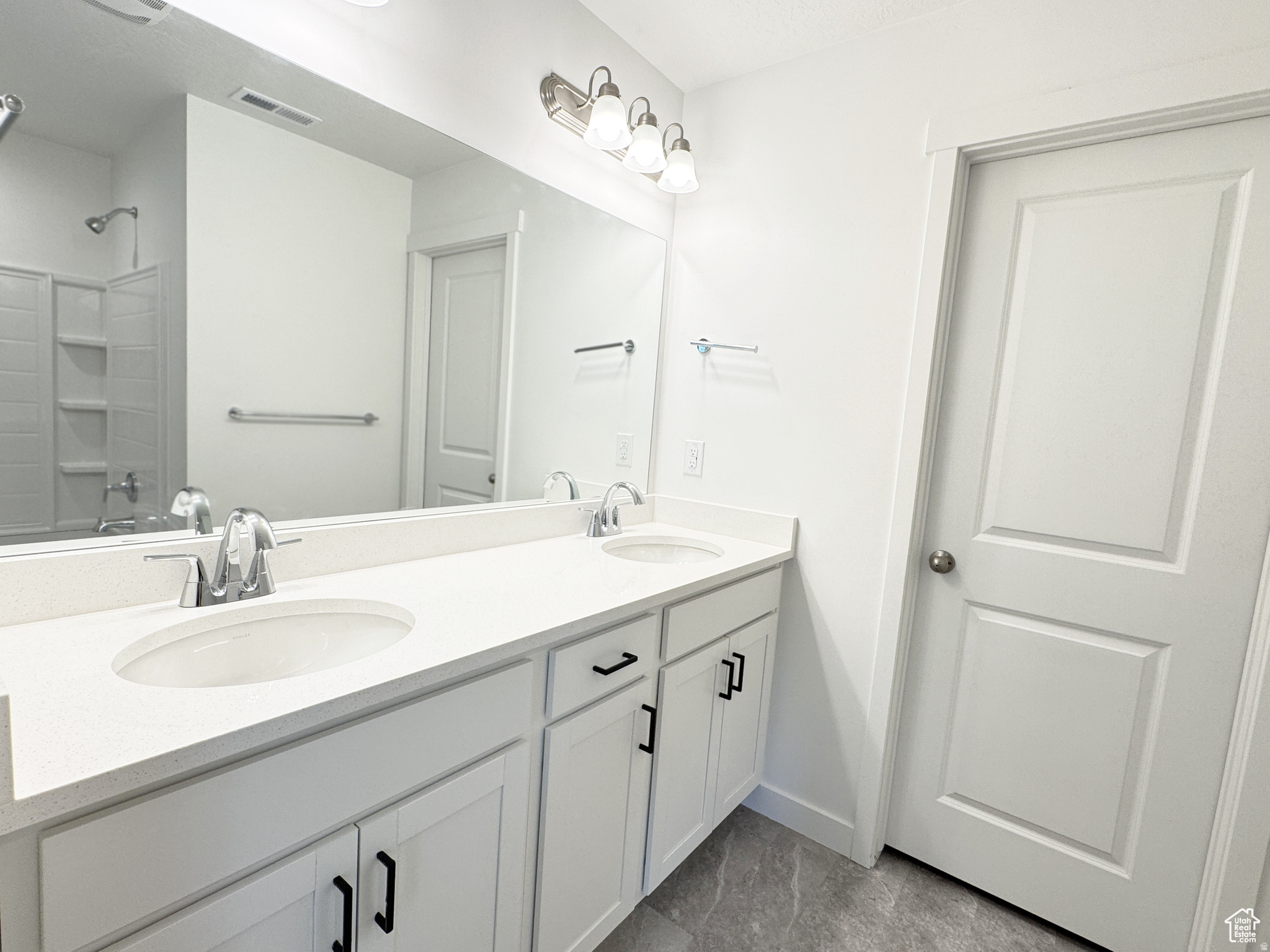 DAYBREAK - Residential