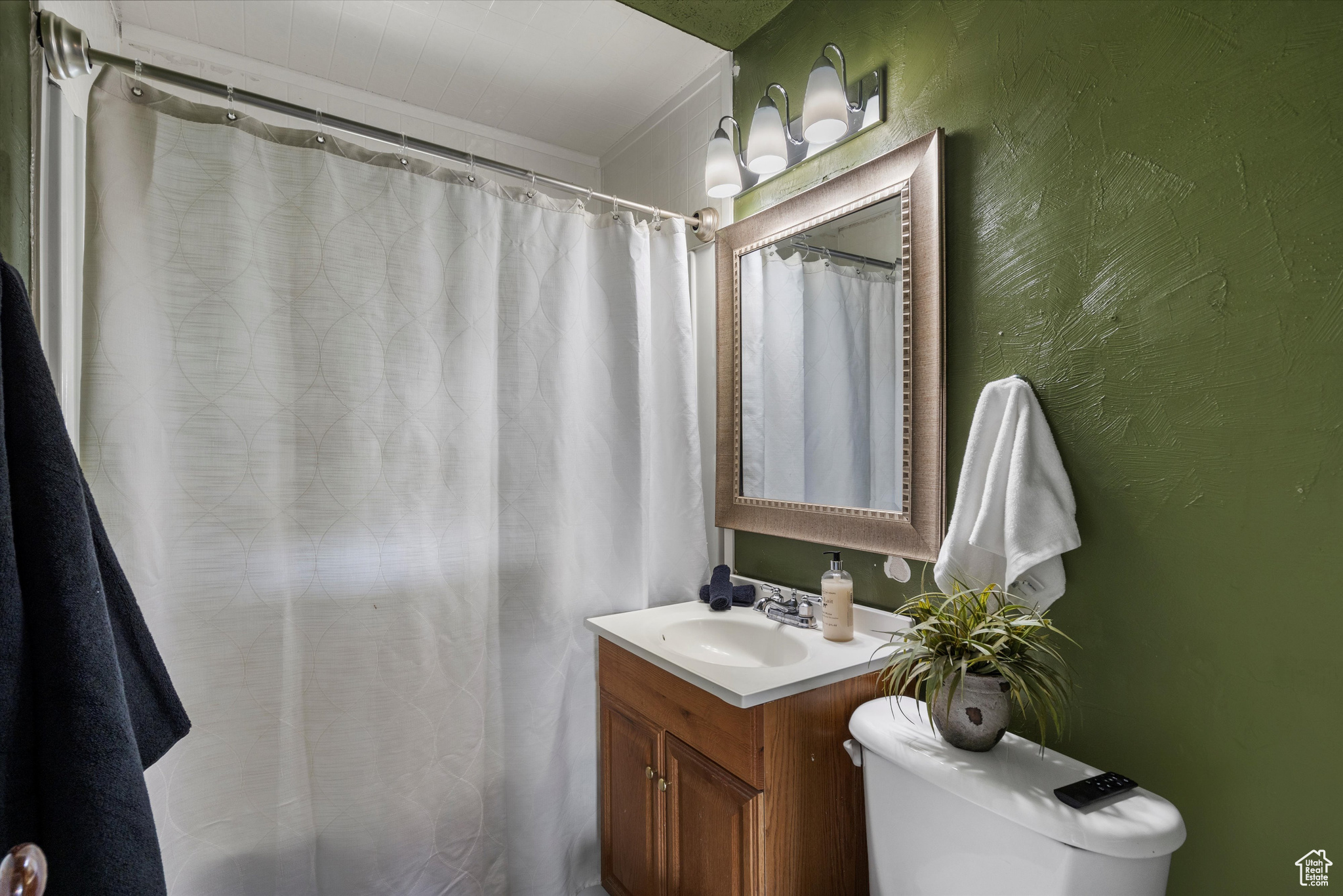 LAYTON PARK - Residential