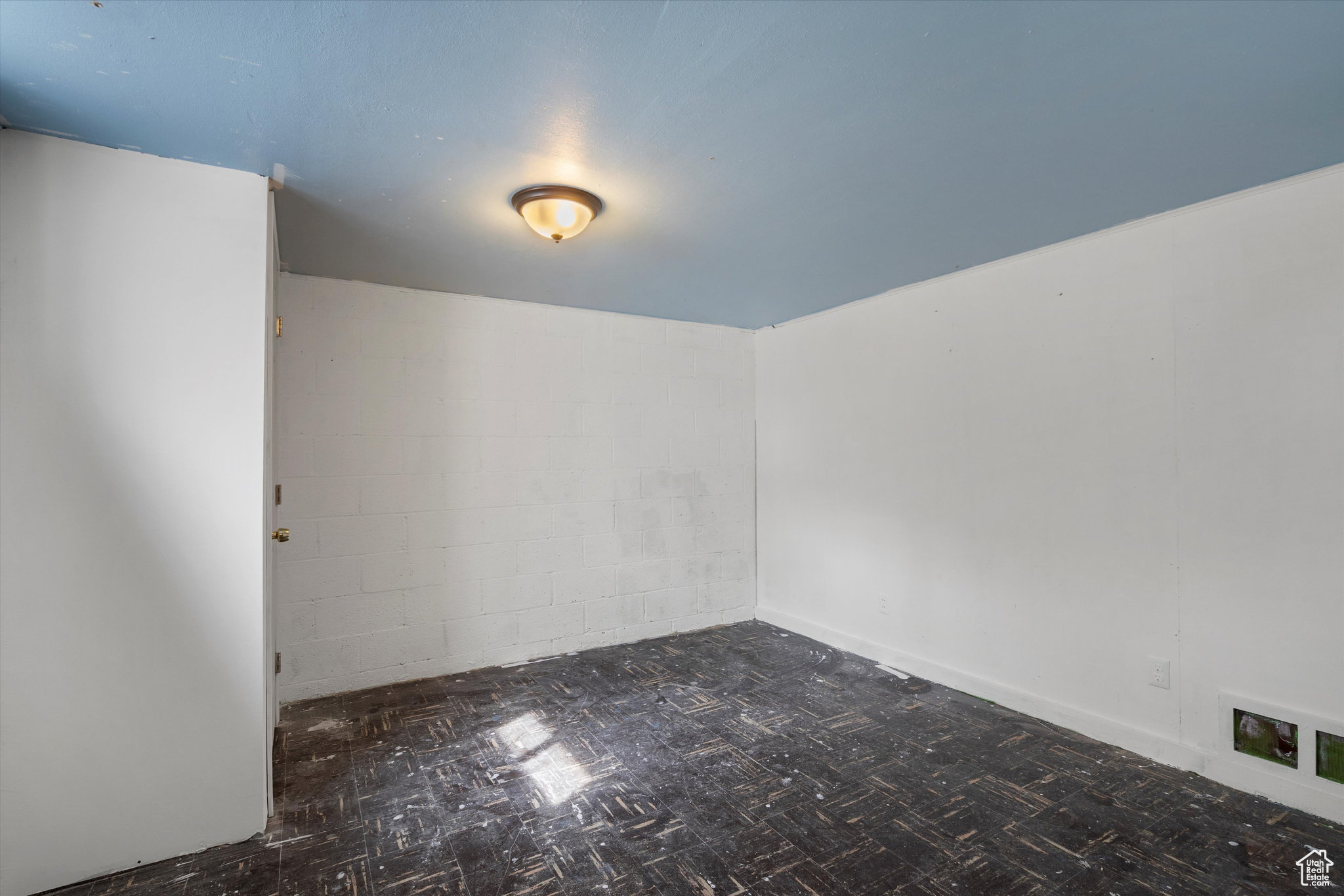 LAYTON PARK - Residential