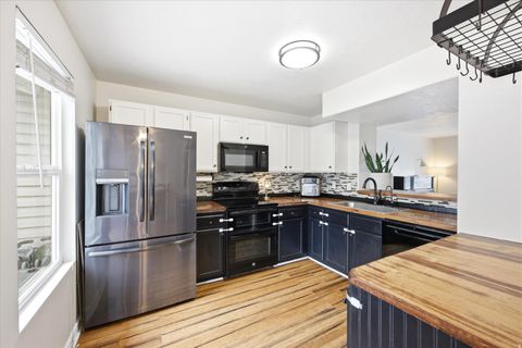 Tiny photo for 3422 E DUNDEE DR, Eagle Mountain, UT 84005 (MLS # 2152850)