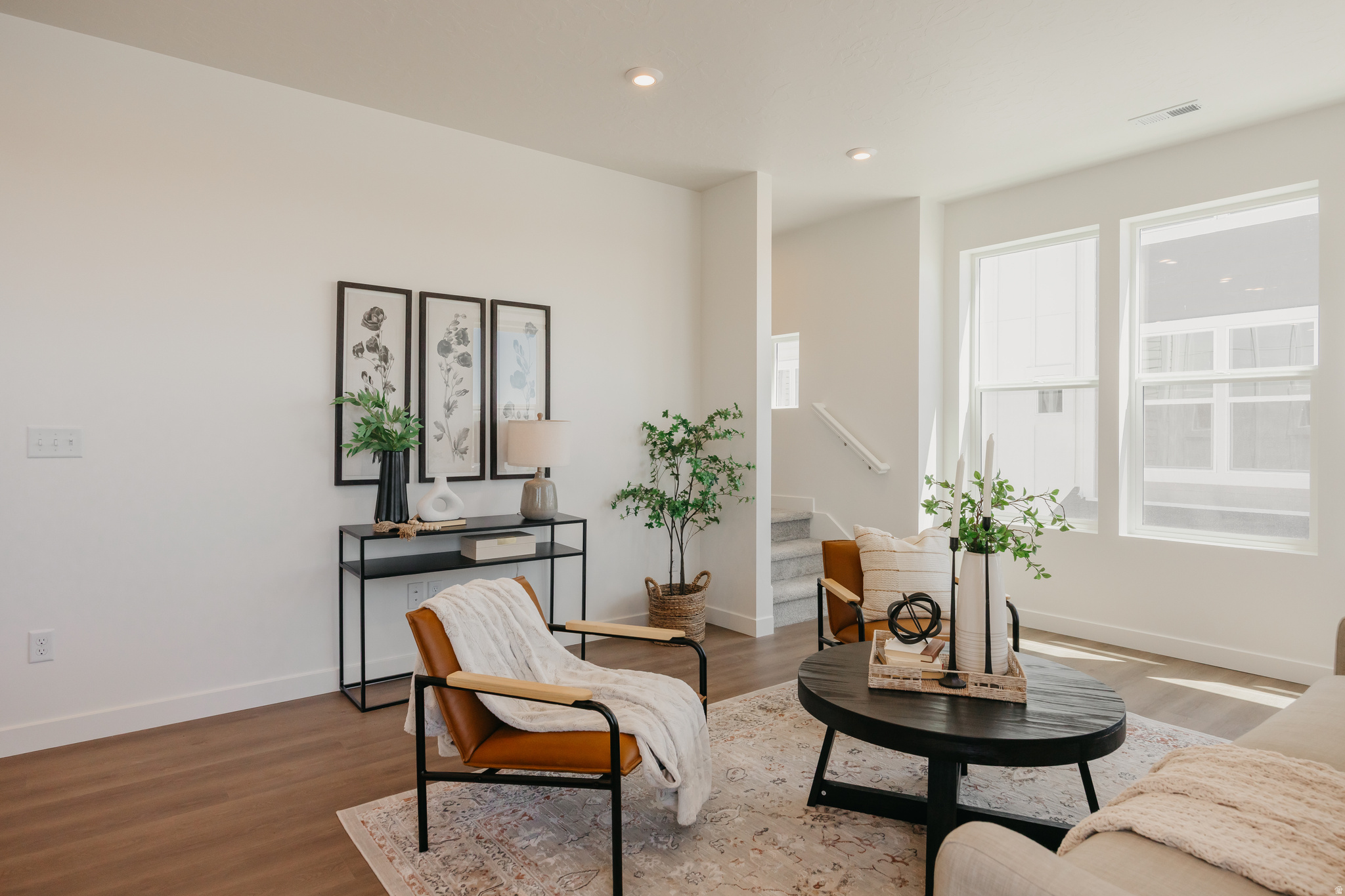 PROMINENCE POINT - Residential