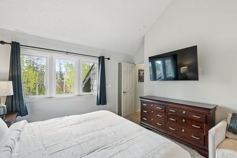 Tiny photo for 286 W EAGLES ROOST ST #C107, Brian Head, UT 84719 (MLS # 2121022)