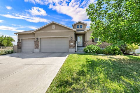 Tiny photo for 1051 S 1925 W, Syracuse, UT 84075 (MLS # 2174689)