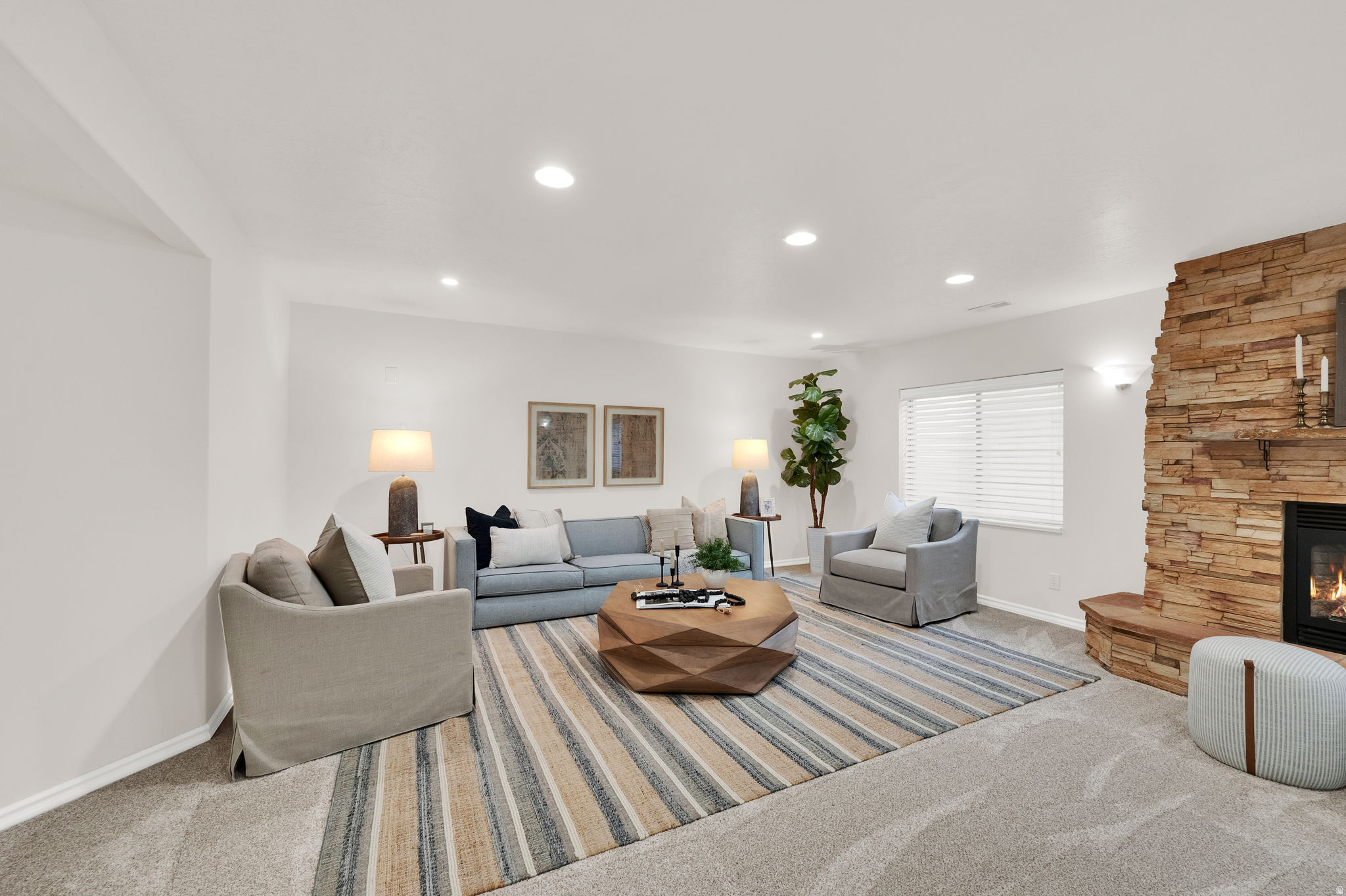 CRYSTAL COVE - Residential