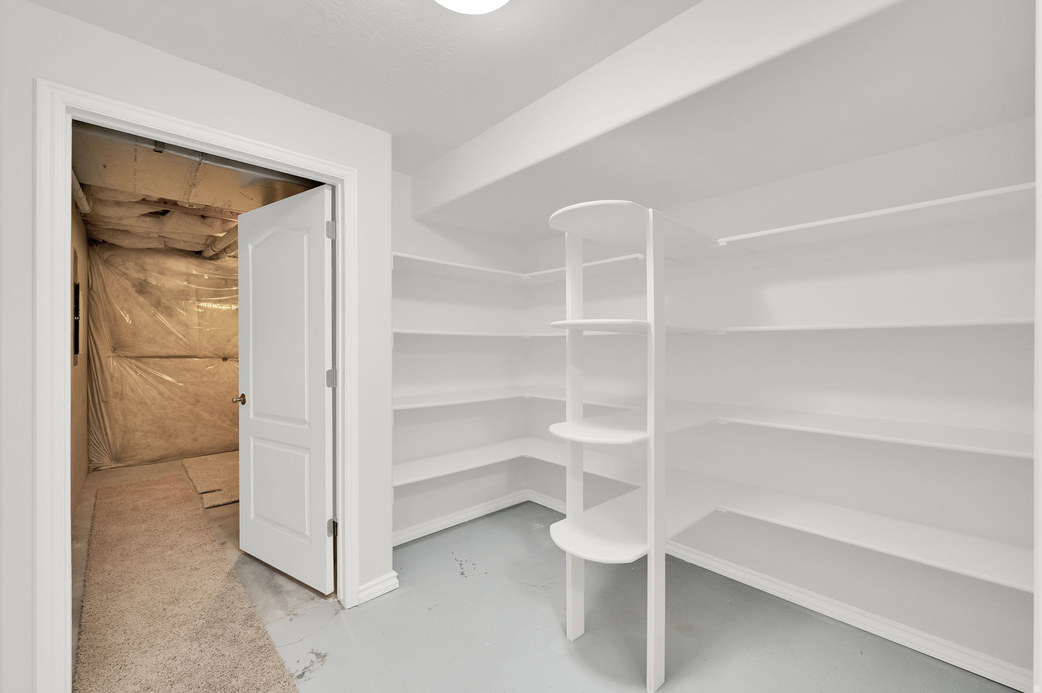 CRYSTAL COVE - Residential