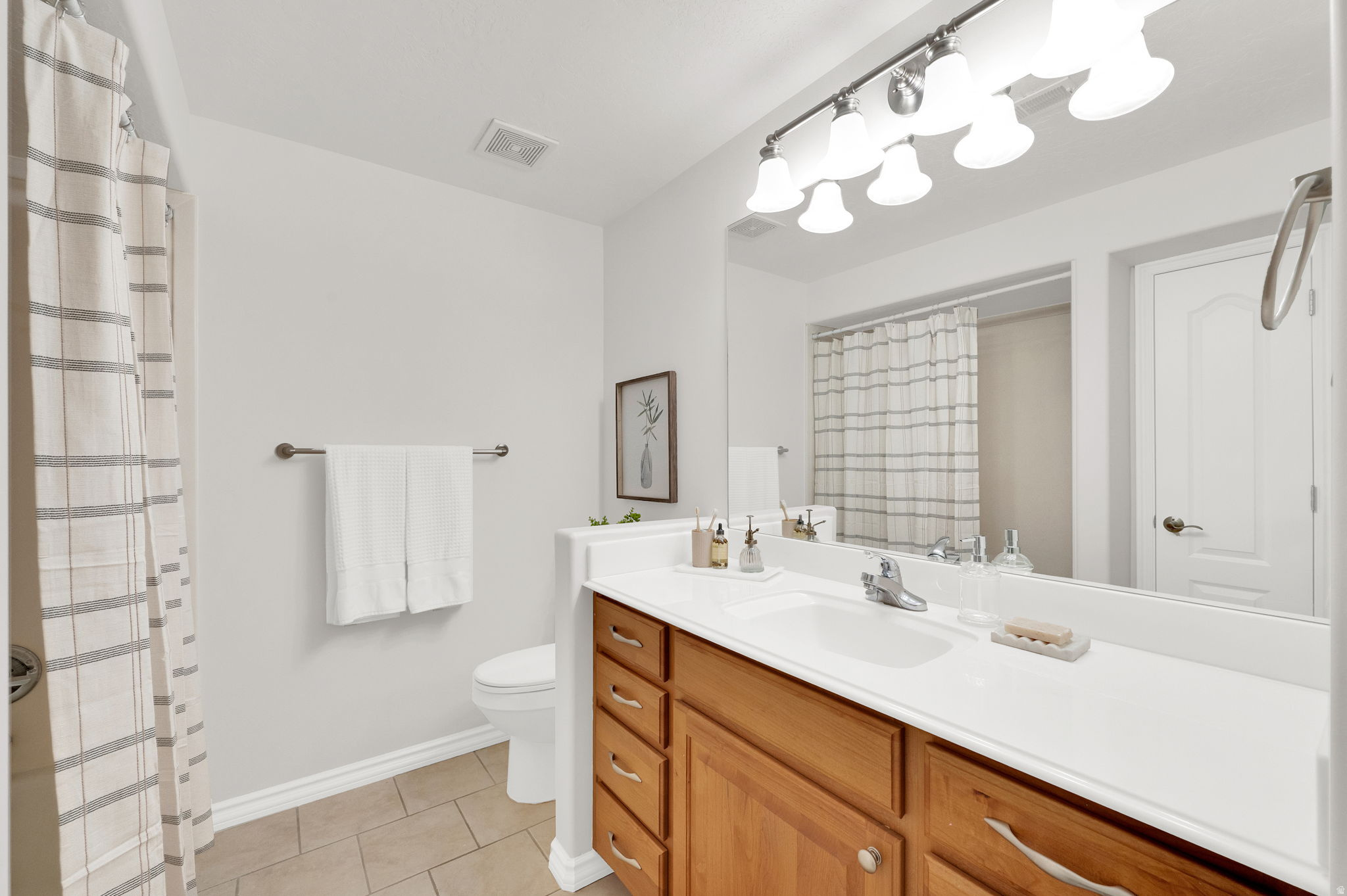 CRYSTAL COVE - Residential